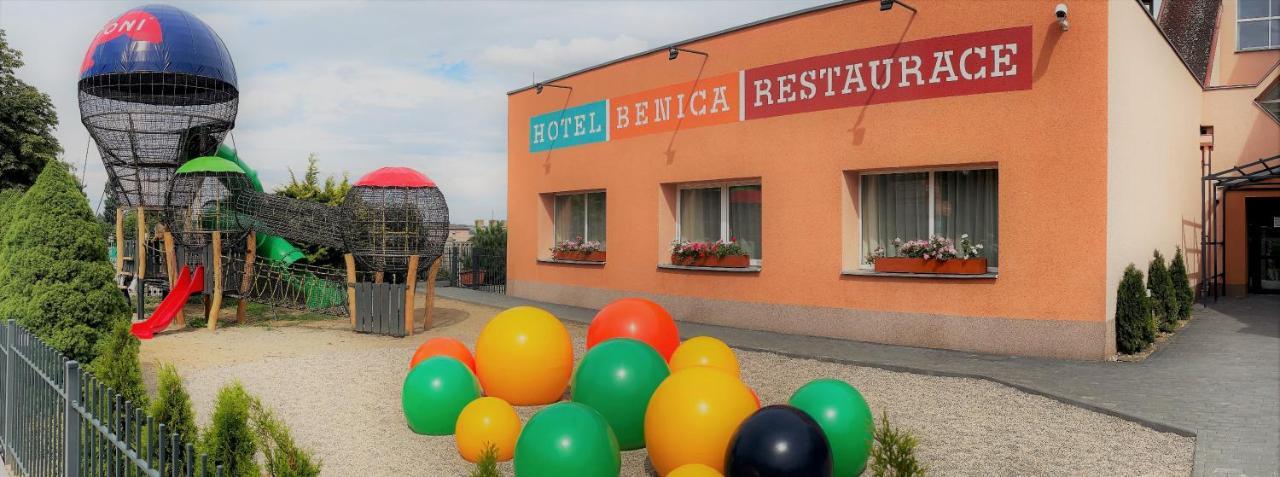 Hotel Benica Benesov  Esterno foto