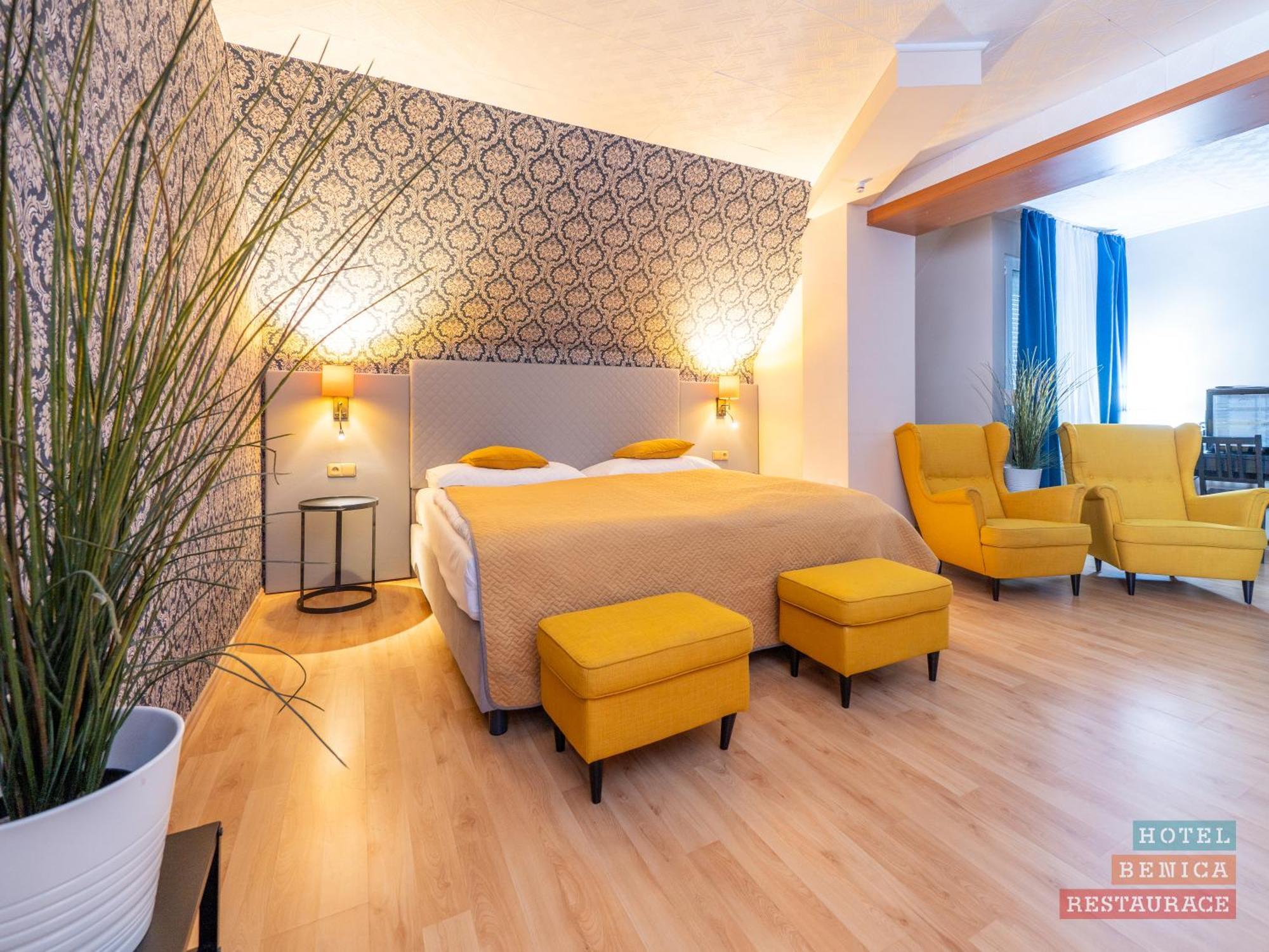 Hotel Benica Benesov  Esterno foto